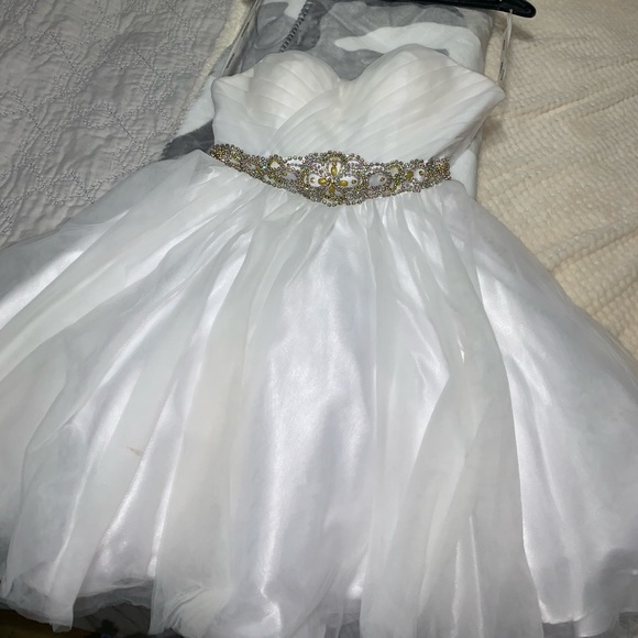 Prom dress - Picture 4 of 7